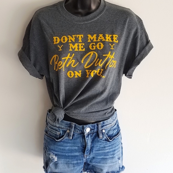 Yellowstone Beth Dutton Graphics T-Shirt - Picture 3 of 6